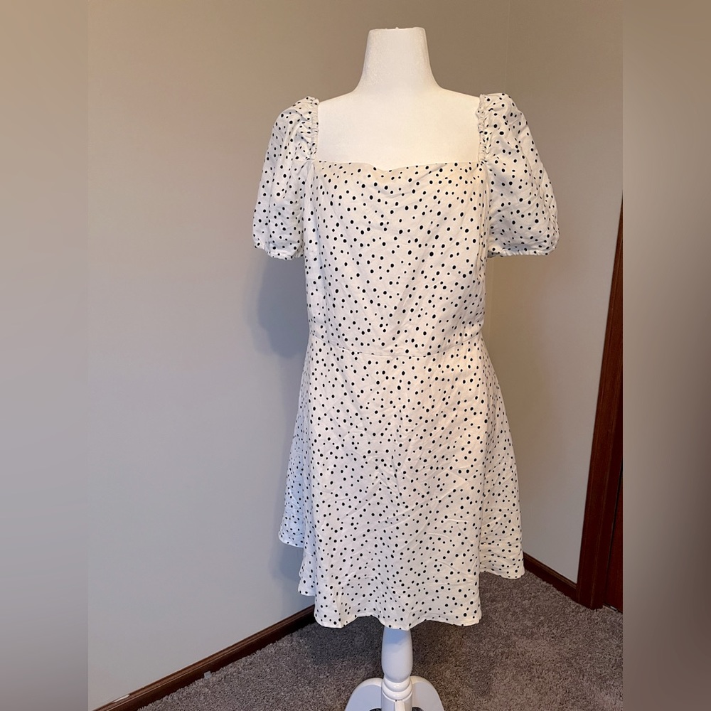 LOFT plus white polka dot dress with back bow, size 16
